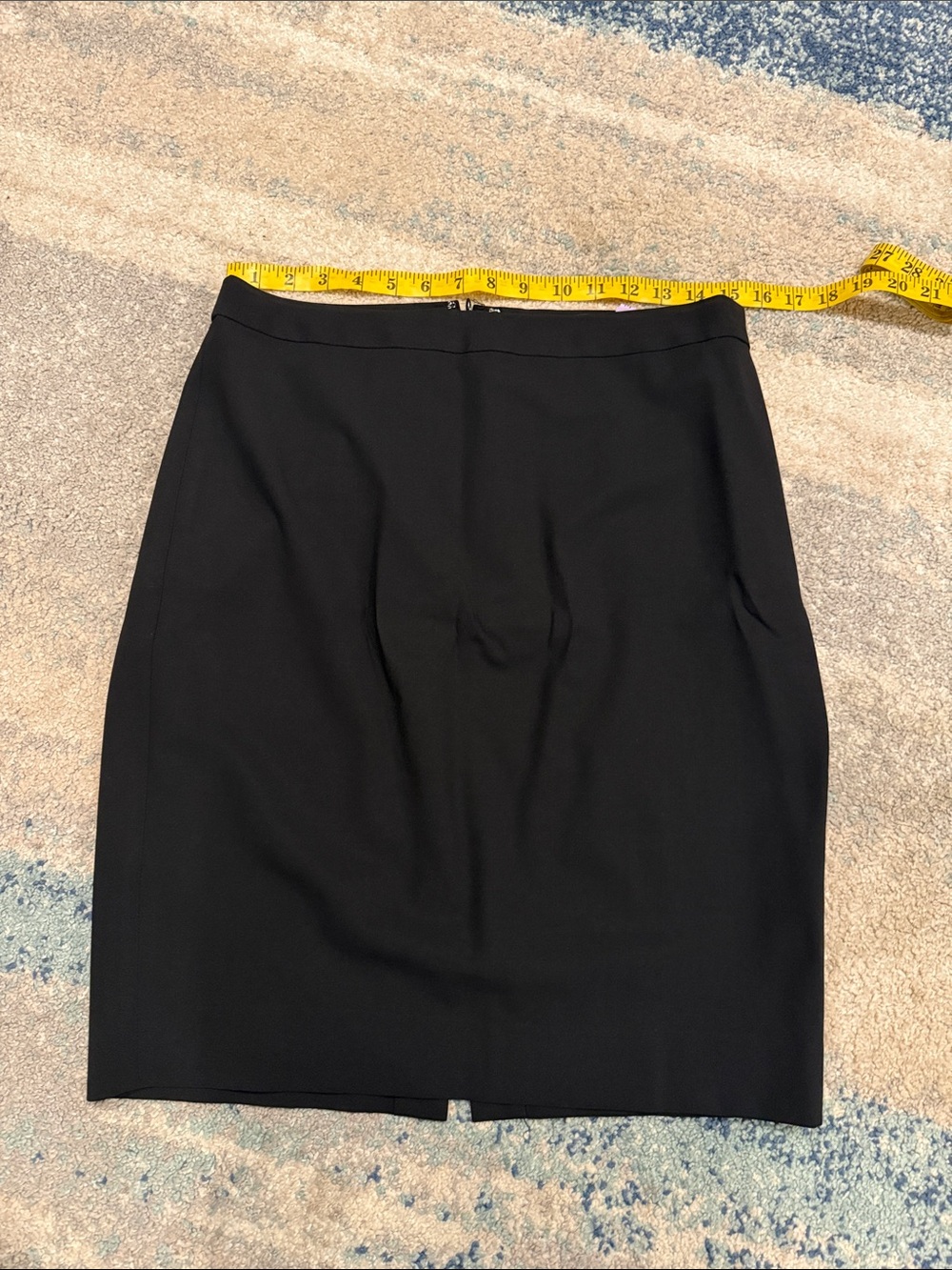 J Crew 365 Italian Wool Black Pencil Skirt Size 6